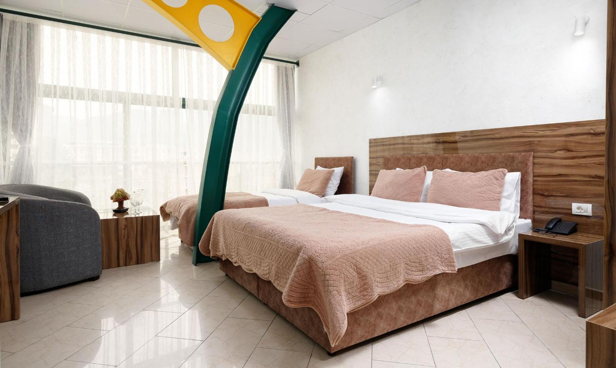 Green Center Gili Гостивар Экстерьер фото