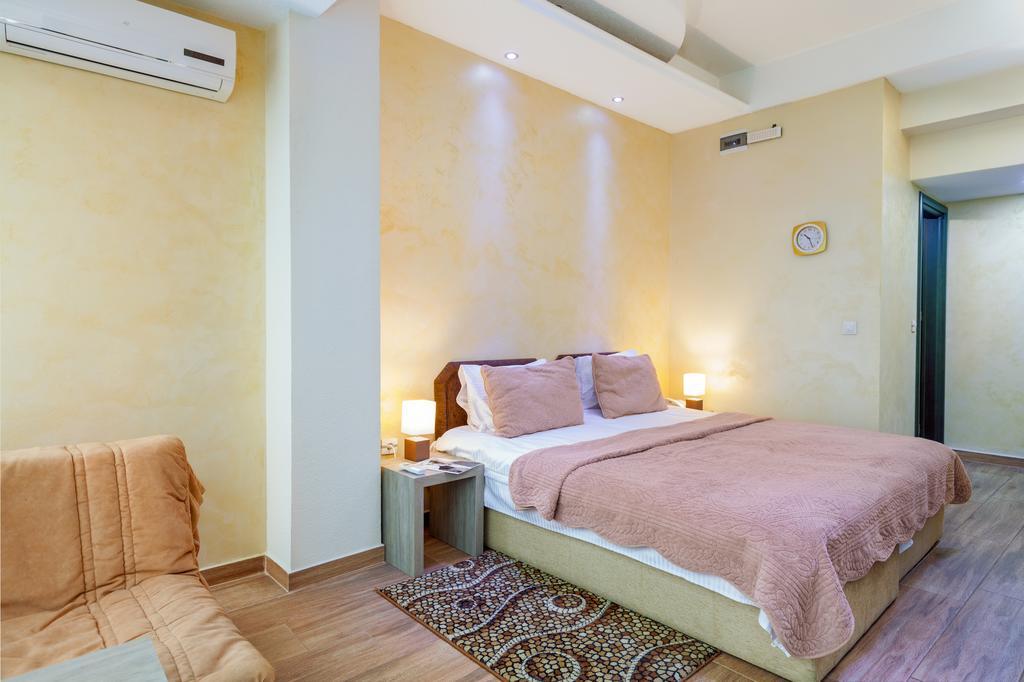 Green Center Gili Гостивар Экстерьер фото